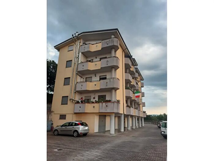 Appartamento quadrilocale in vendita in Rose