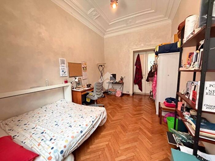 Appartamento quadrilocale in affitto in Via Santa Giulia, Vanchiglia, Torino