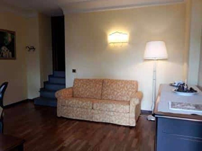 Appartamento bilocale in affitto in Frazione Izzalini, Izzalini, Todi