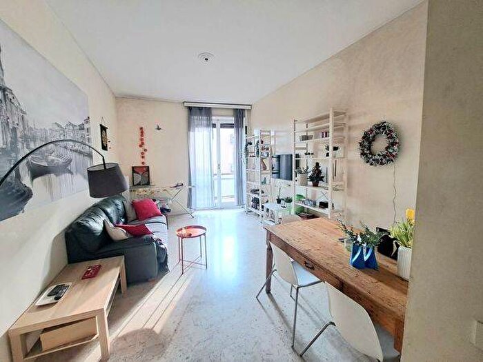 Appartamento trilocale in affitto in Viale Sabotino, Porta Romana Medaglie dOro, Milano