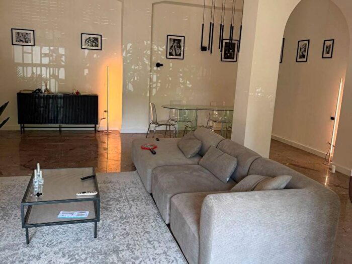 Appartamento quadrilocale in affitto in Via Scipione Capece, Posillipo, Napoli