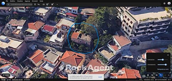 Casa con 6 locali in vendita in Contrada Acqua del Conte, Messina