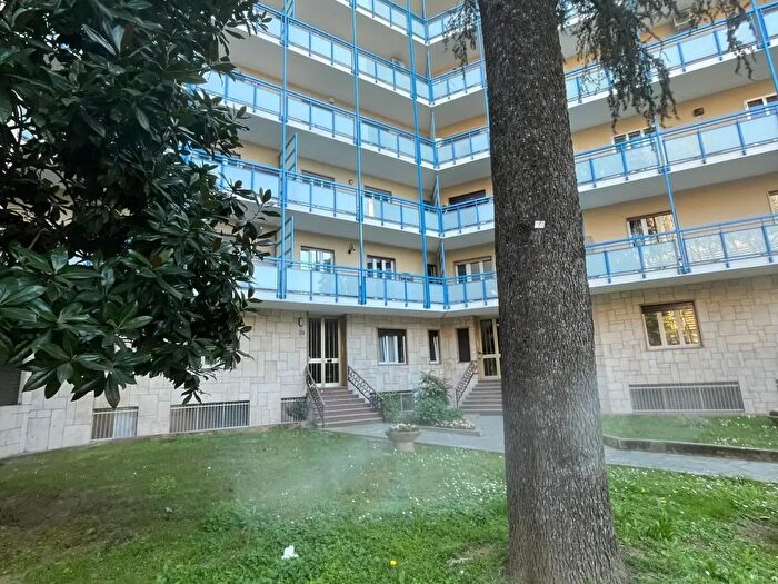 Appartamento quadrilocale in vendita in Via Ventimiglia, Torino