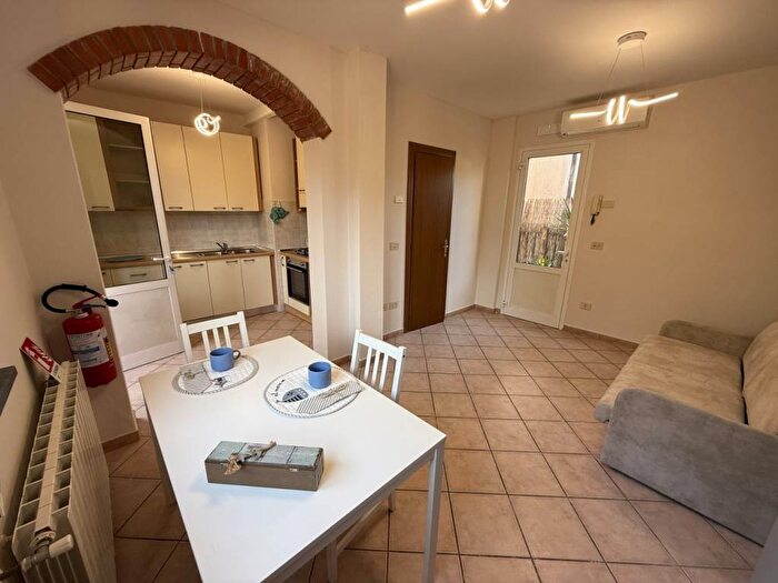 Appartamento monolocale in affitto in Pietrasanta