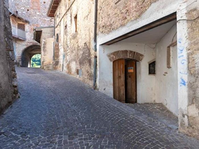 Appartamento bilocale in vendita in Via Cliternia Petrella Salto, Petrella Salto