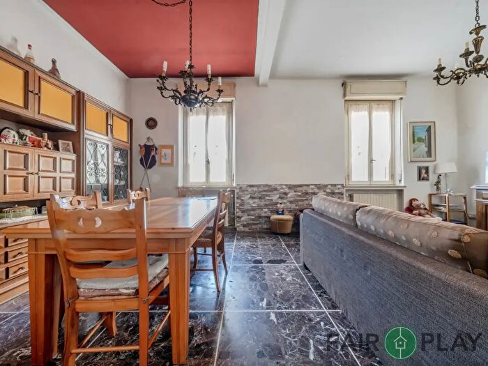 Casa con 6 locali in vendita in Via XXIV Maggio, Meldola