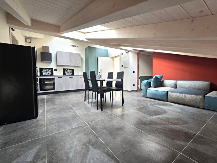 Appartamento bilocale in affitto in Via Antonio Rosmini, Stravino, Cavedine