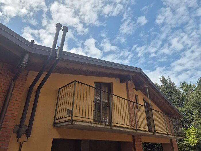 Appartamento bilocale in affitto in Via Giacomo Matteotti, Barasso