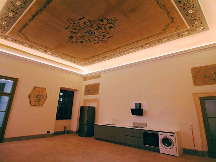 Appartamento bilocale in affitto in Via Leoncino, Centro Storico, Verona