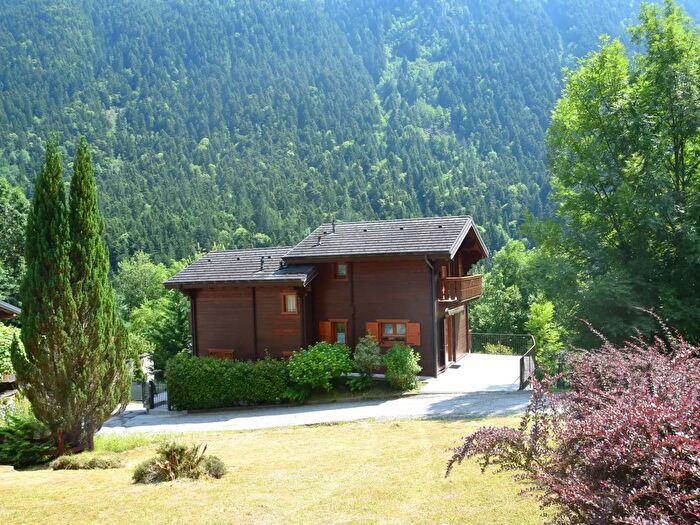 Casa trilocale in vendita in Località Valleggio Snc, Vanzone Con San Carlo