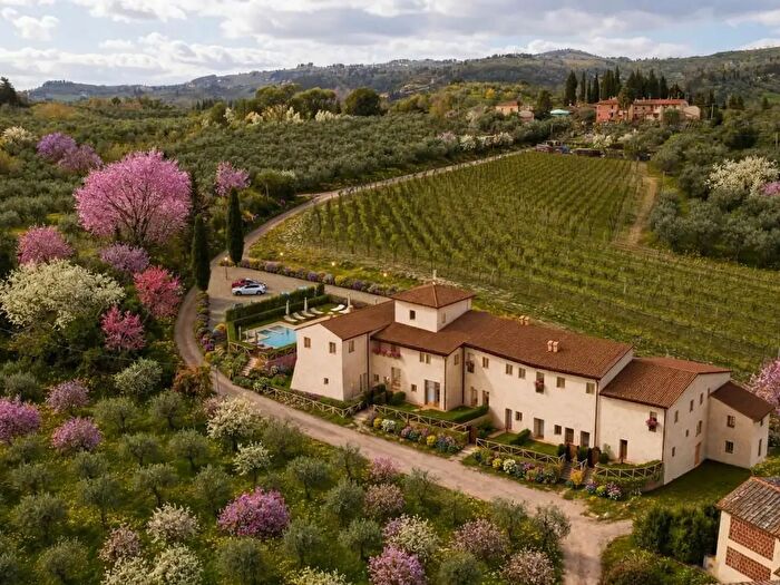 Appartamento con 5 locali in vendita in Certaldo