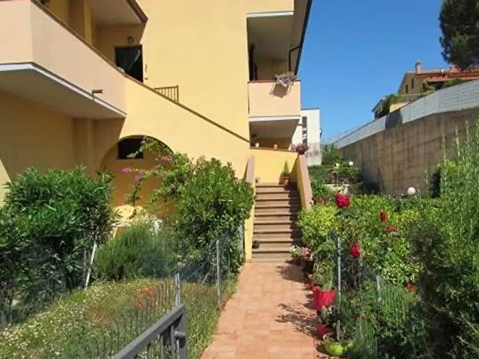 Appartamento quadrilocale in vendita in Via Roma, Riparbella