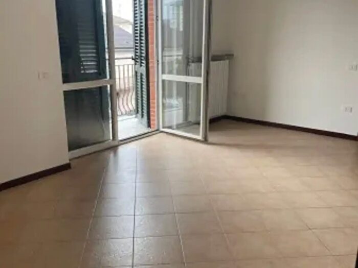 Appartamento trilocale in affitto in Viale Antonio Gramsci, Broni