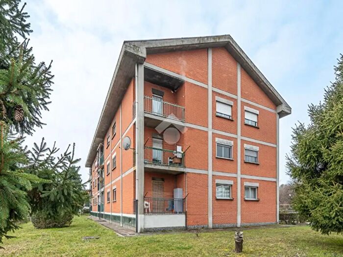 Appartamento con 5 locali in vendita in Via Dante Alighieri, Venaria Reale