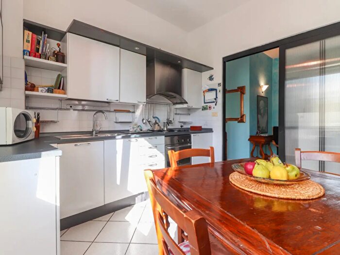 Appartamento quadrilocale in vendita in Via della Beverara, Bologna