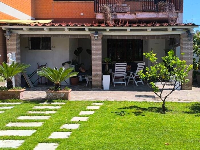 Casa trilocale in affitto in Via Aureola, Lavinio Mare, Anzio