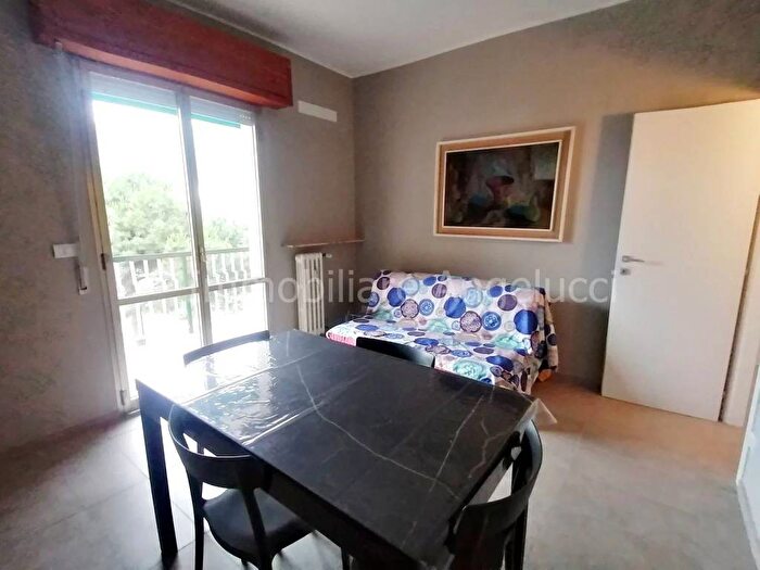 Appartamento trilocale in affitto in Via Ticino, Borghetto Santo Spirito