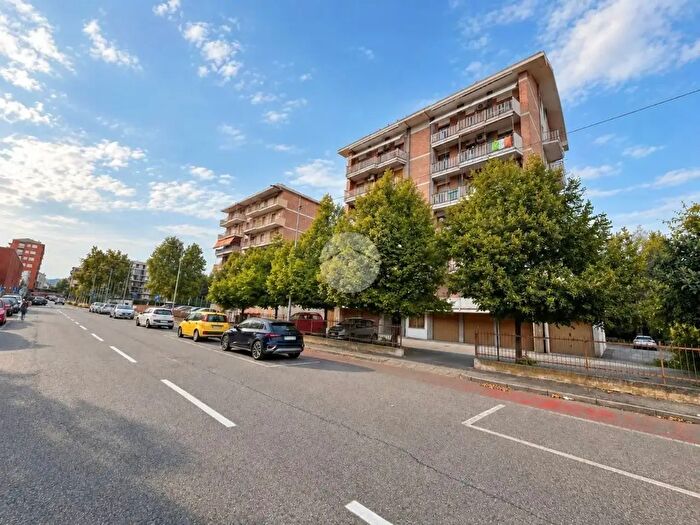 Appartamento quadrilocale in vendita in Via Alcide De Gasperi, Ivrea