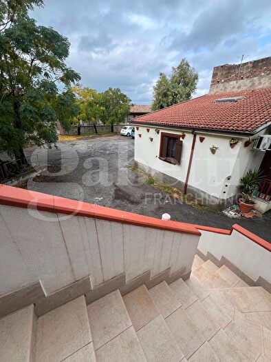 Appartamento trilocale in vendita in Viale SantAngelo, CoriglianoRossano