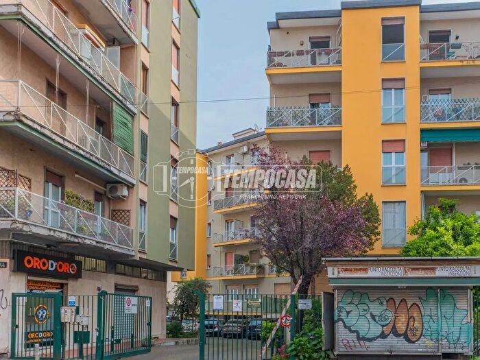 Appartamento bilocale in vendita in Via Pellegrino Rossi, Milano