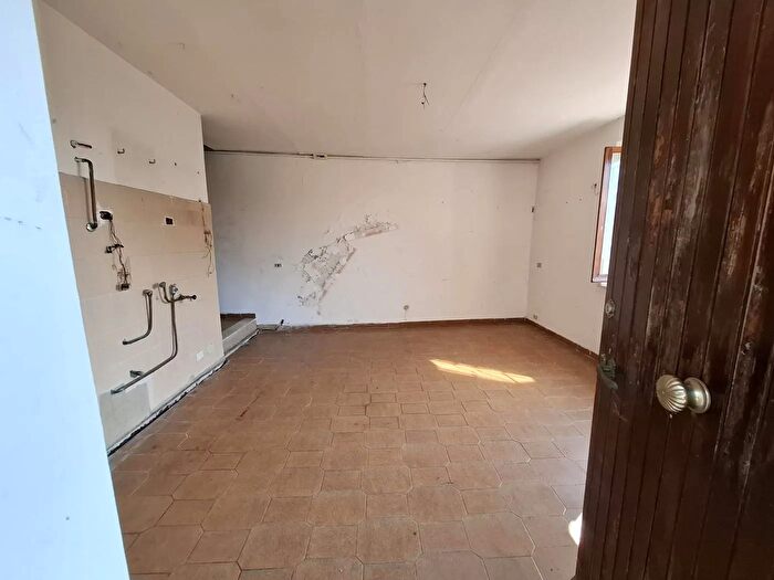 Casa trilocale in vendita in Paveto Via col di Lana, Mignanego