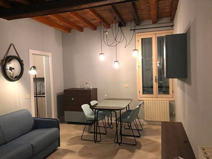 Appartamento bilocale in affitto in Centro Storico, Modena