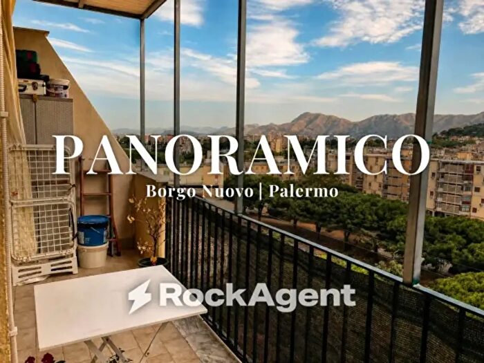 Appartamento trilocale in vendita in Viale Piazza Armerina, Palermo