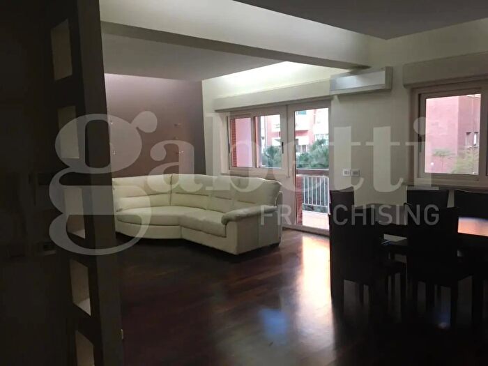 Appartamento con 5 locali in vendita in Via Reggio Campi Rione a, Reggio Calabria