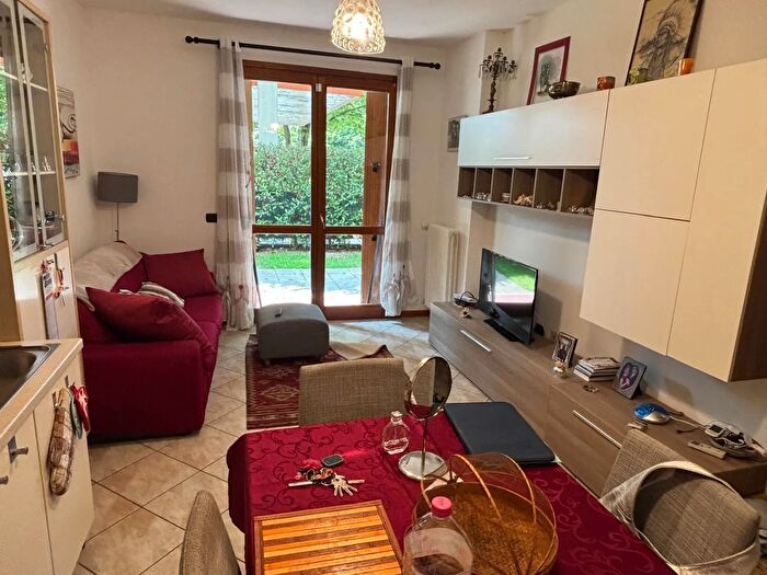 Appartamento trilocale in vendita in Parma