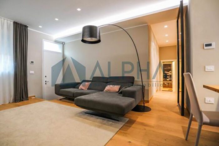 Appartamento con 5 locali in vendita in Via Giuseppe Vitali, Ravenna