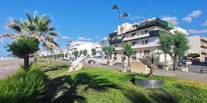 Appartamento trilocale in vendita in Via Lungomare Nauloco, Venetico