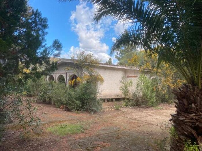 Casa trilocale in vendita in Via delle Mimose, Maracalagonis