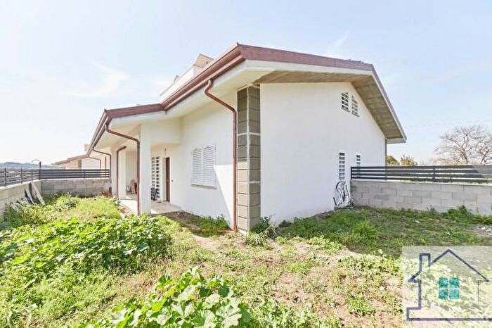 Casa quadrilocale in vendita in Via dei Vigneti, Ciampino