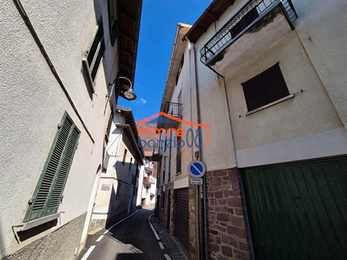 Appartamento bilocale in vendita in Margno