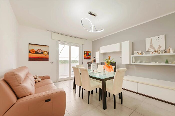 Appartamento con 5 locali in vendita in Conegliano, Conegliano