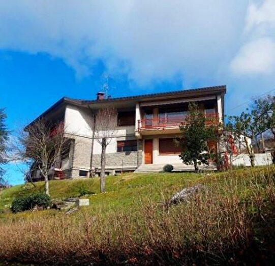 Appartamento con 6 locali in vendita in Via Don Giovanni Minzoni, Alto Reno Terme