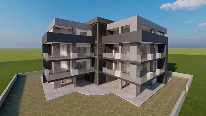 Appartamento trilocale in vendita in Via Monterosa, Foligno