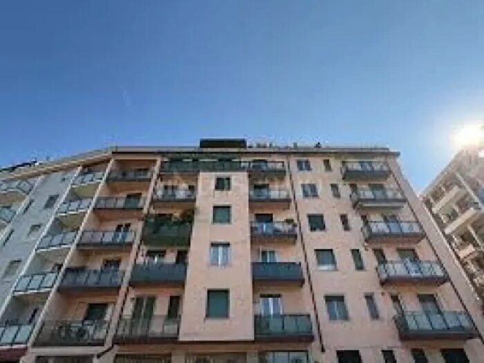 Appartamento bilocale in vendita in Via delle Forze Armate, Milano
