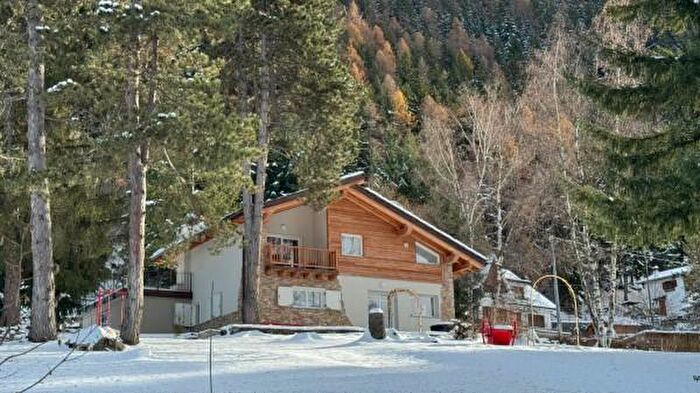 Casa con 6 locali in vendita in Località Seremon, Charvensod