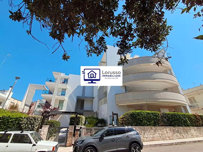 Appartamento quadrilocale in vendita in Via Filippo Turati, Castellana Grotte