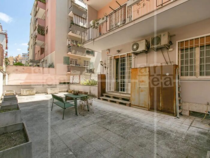 Appartamento bilocale in vendita in Via Pietro Fedele, Roma