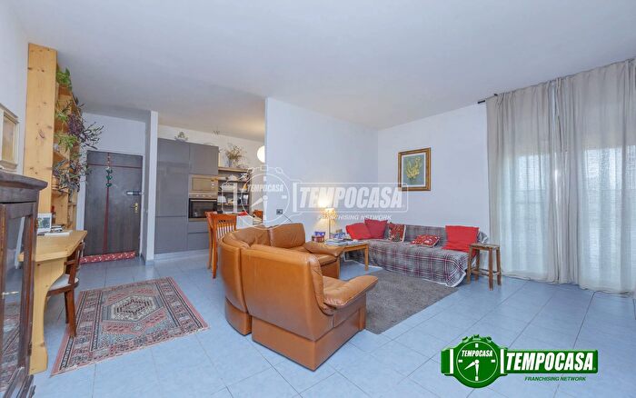 Appartamento trilocale in vendita in Via Giacomo Leopardi, Bereguardo