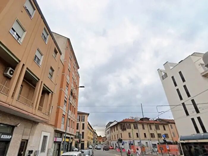 Appartamento bilocale in affitto in Viale Esperia, Milano