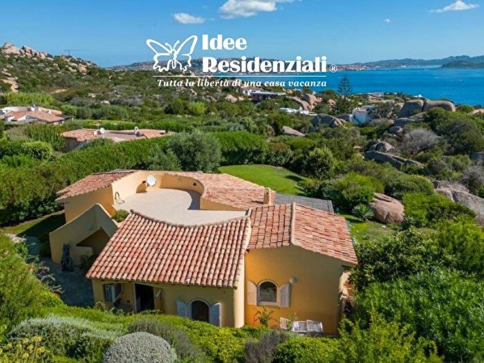 Casa quadrilocale in affitto in PORTO RAFAEL, Punta Sardegna, Palau