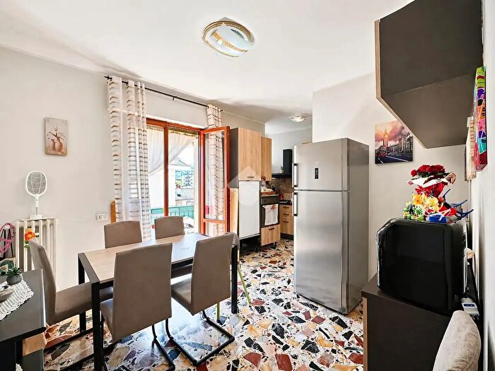 Appartamento quadrilocale in vendita in Via Alessandro Volta, Quarrata