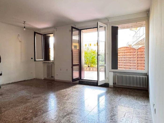 Appartamento trilocale in affitto in VIA VITTORIO VENETO, Sarnico