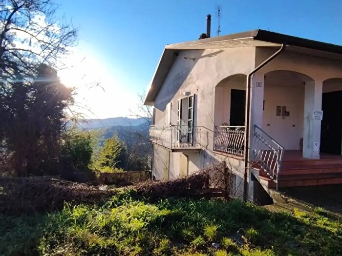 Casa trilocale in vendita in Via Rontagnano Poggiolo, Sogliano Al Rubicone