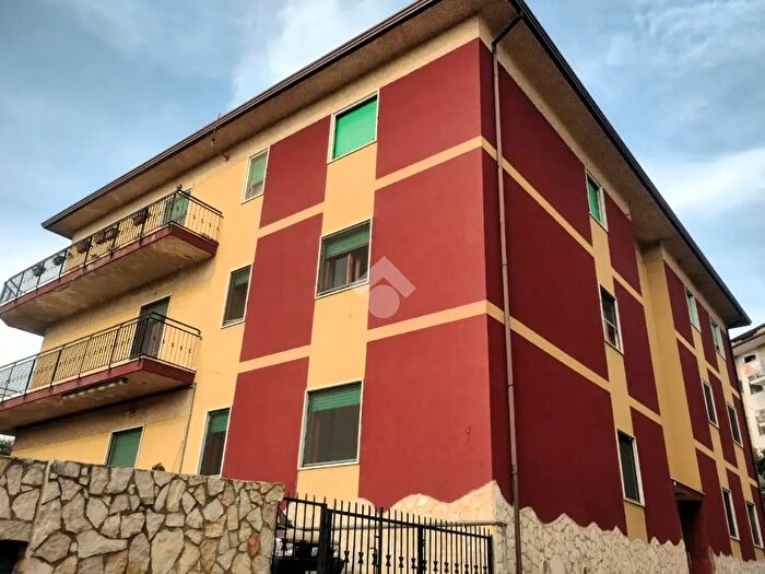 Appartamento quadrilocale in vendita in Via G Carrieri, Castrolibero