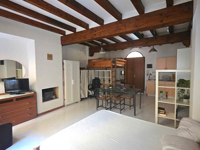 Appartamento monolocale in affitto in Via Centotrecento, Irnerio, Bologna