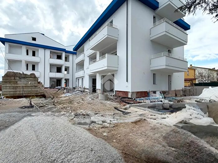 Appartamento quadrilocale in vendita in Via Pascoli, Santarcangelo Di Romagna